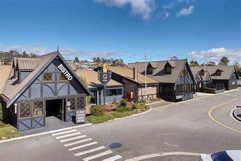 olde tudor hotel launceston|old tudor shopping complex.